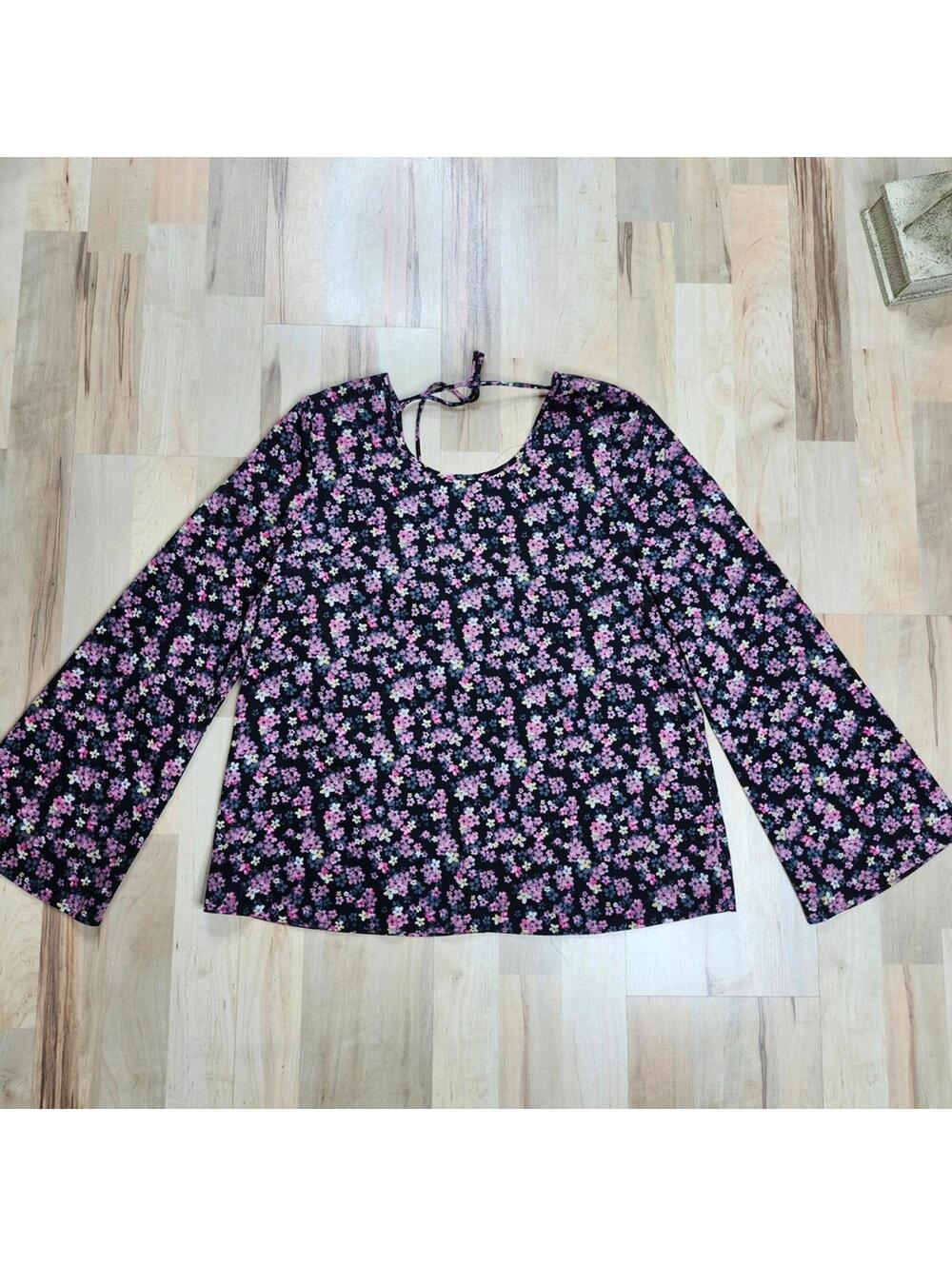 Victoria's Secret Floral Blouse Tie Back Long Bell Sleeve Top Small